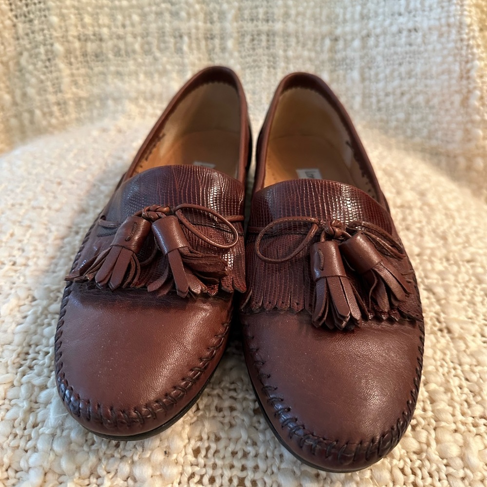 Leather Tassel loafers. Size 8 used but good condition